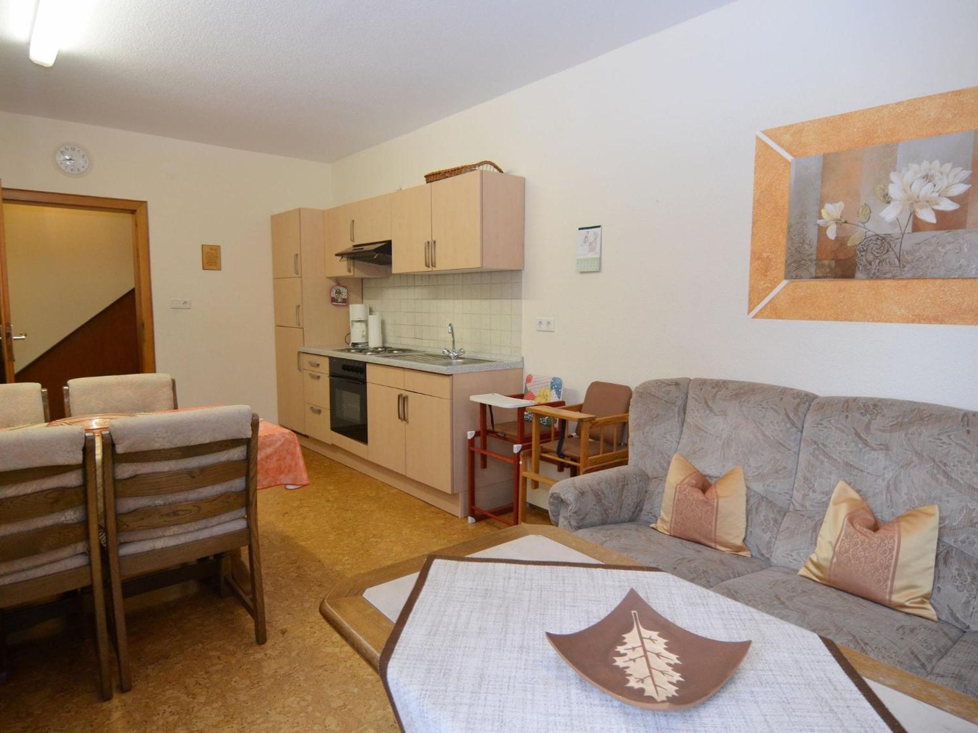 Nice Holiday Home Near Ski Area Medebach Buitenkant foto