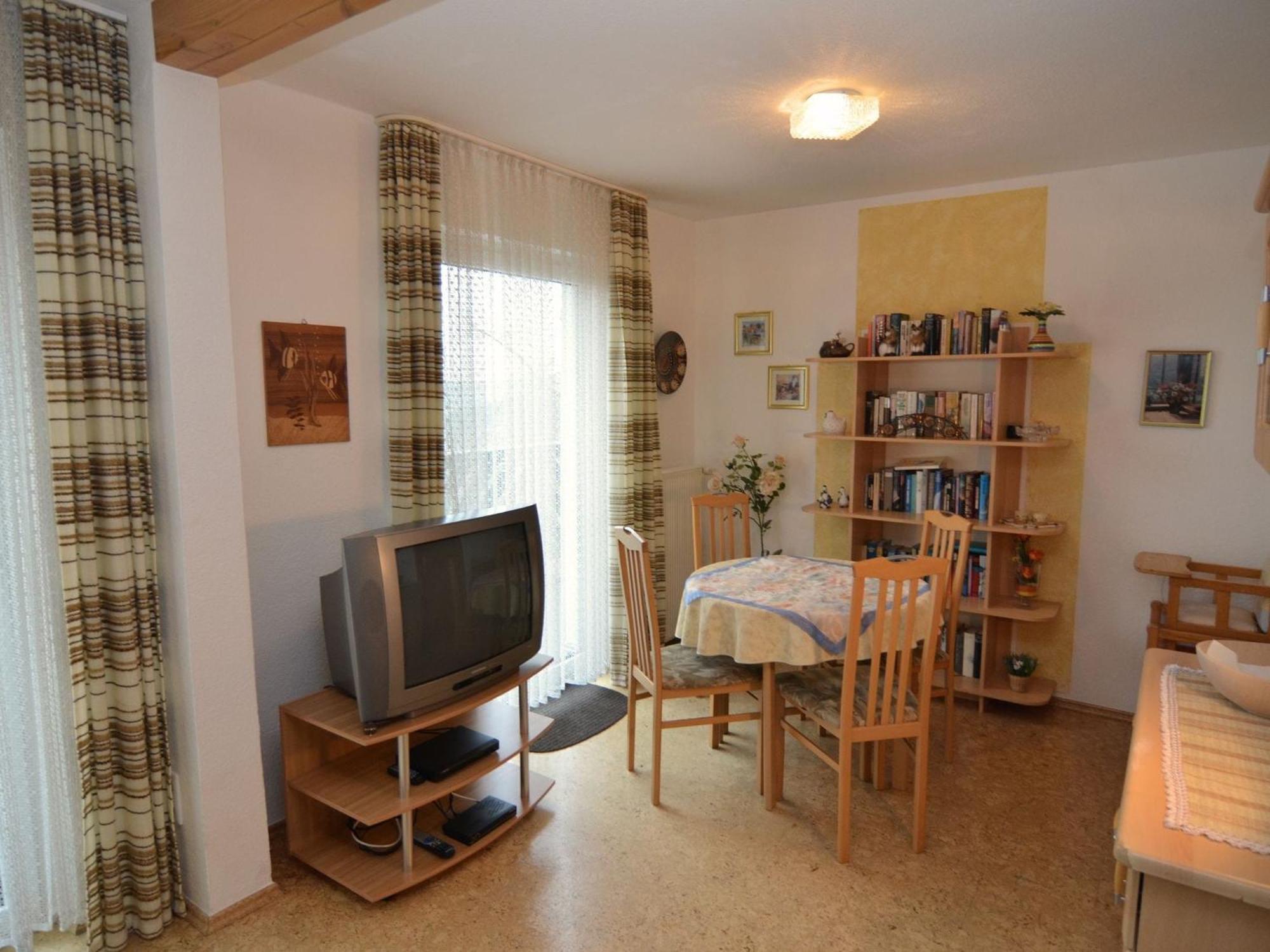 Nice Holiday Home Near Ski Area Medebach Buitenkant foto