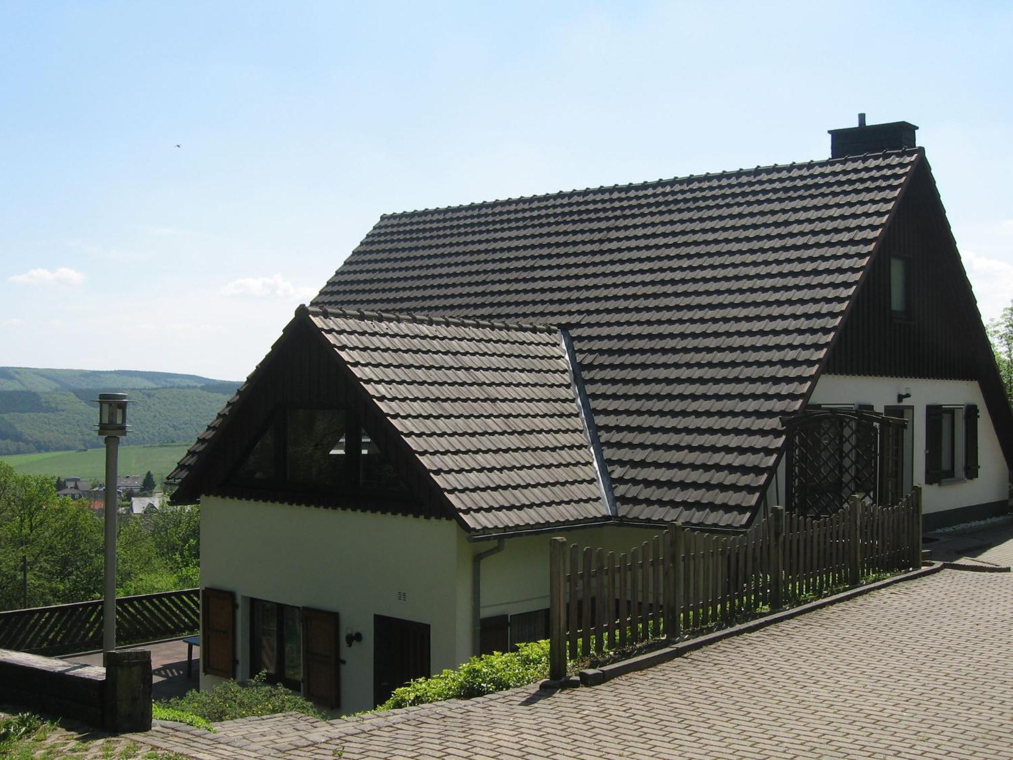 Nice Holiday Home Near Ski Area Medebach Buitenkant foto