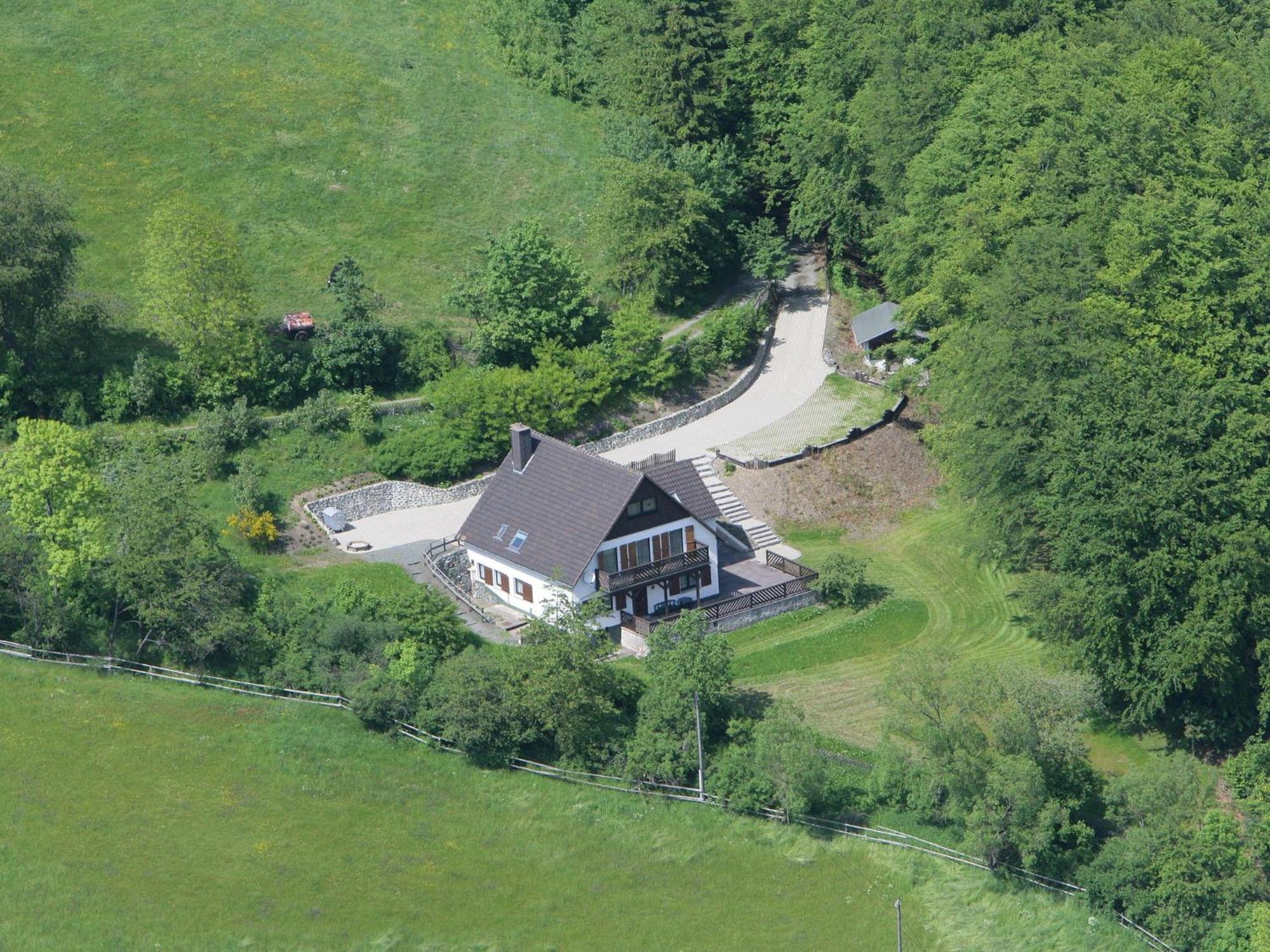 Nice Holiday Home Near Ski Area Medebach Buitenkant foto